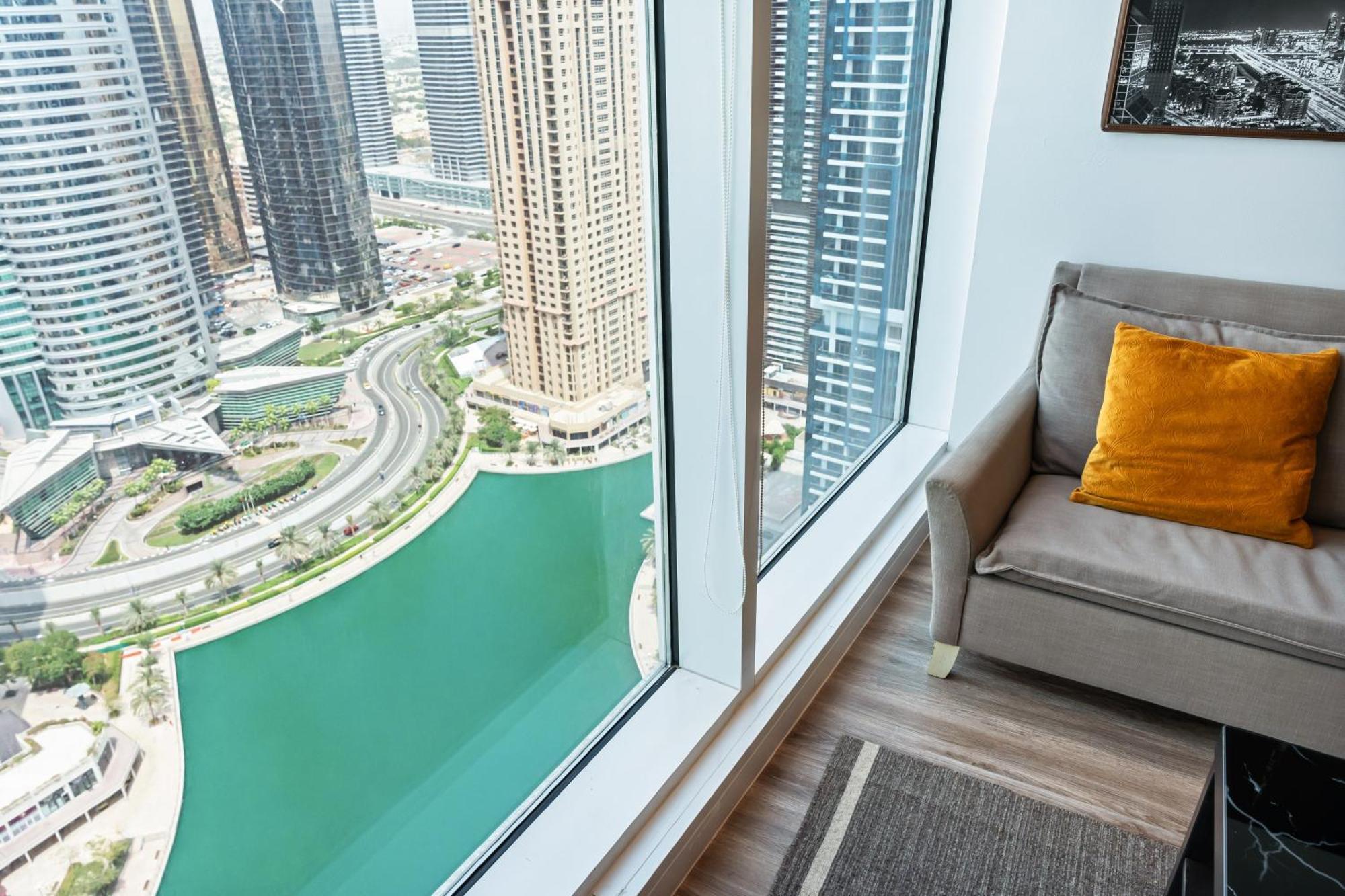 La Buena Vida: Panoramic Lake View Condo Near Dubai JLT Metro Exterior photo