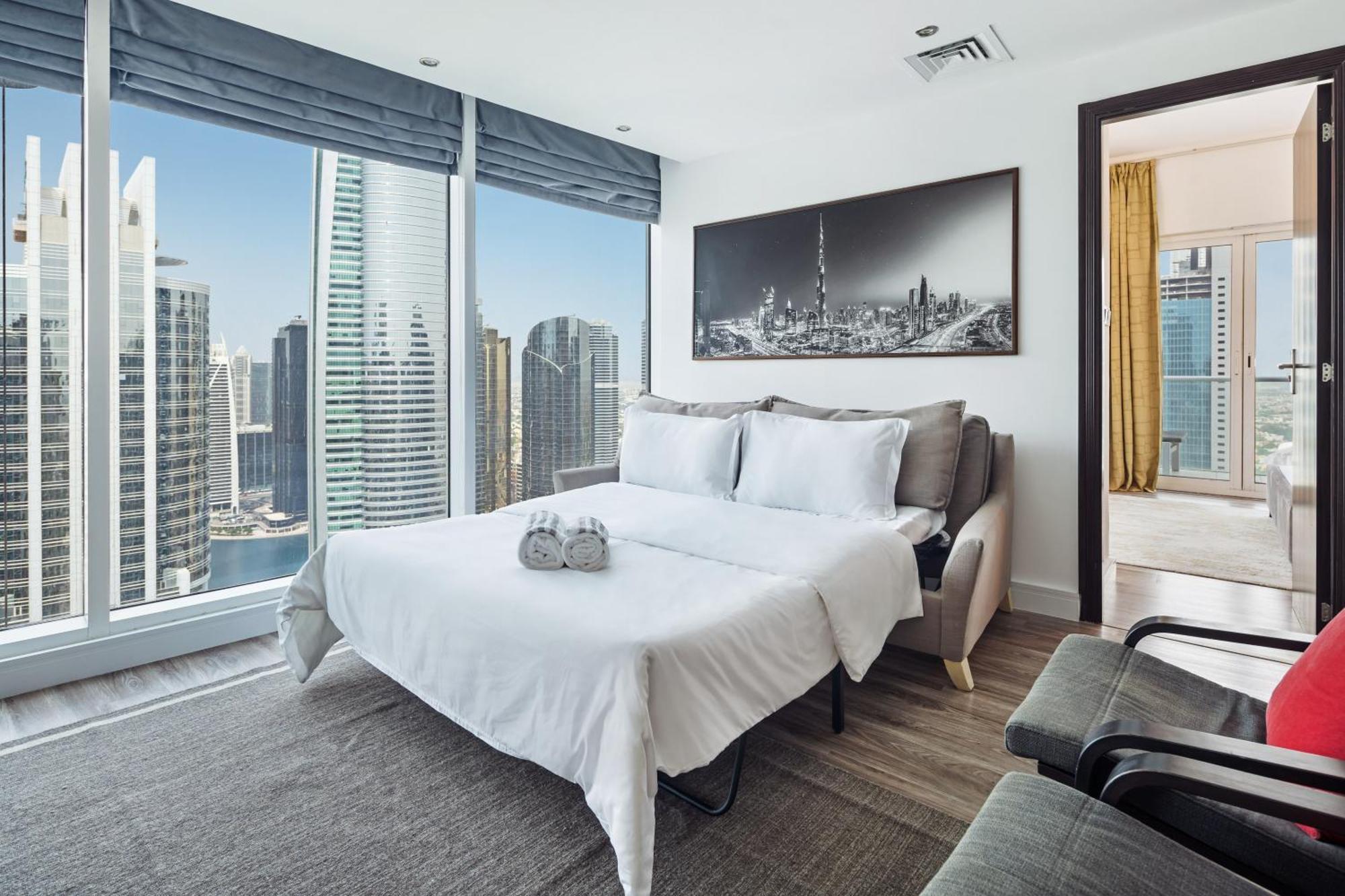 La Buena Vida: Panoramic Lake View Condo Near Dubai JLT Metro Exterior photo