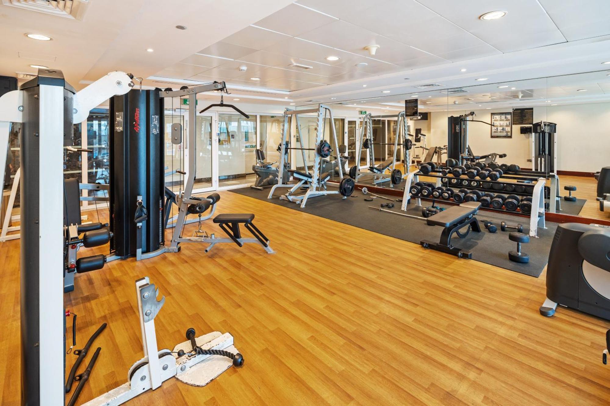 La Buena Vida: Panoramic Lake View Condo Near Dubai JLT Metro Exterior photo