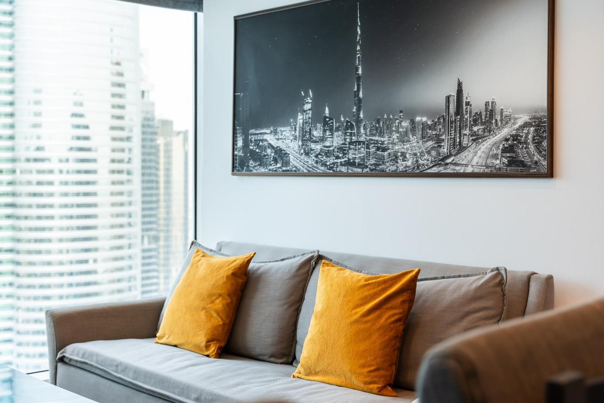 La Buena Vida: Panoramic Lake View Condo Near Dubai JLT Metro Exterior photo