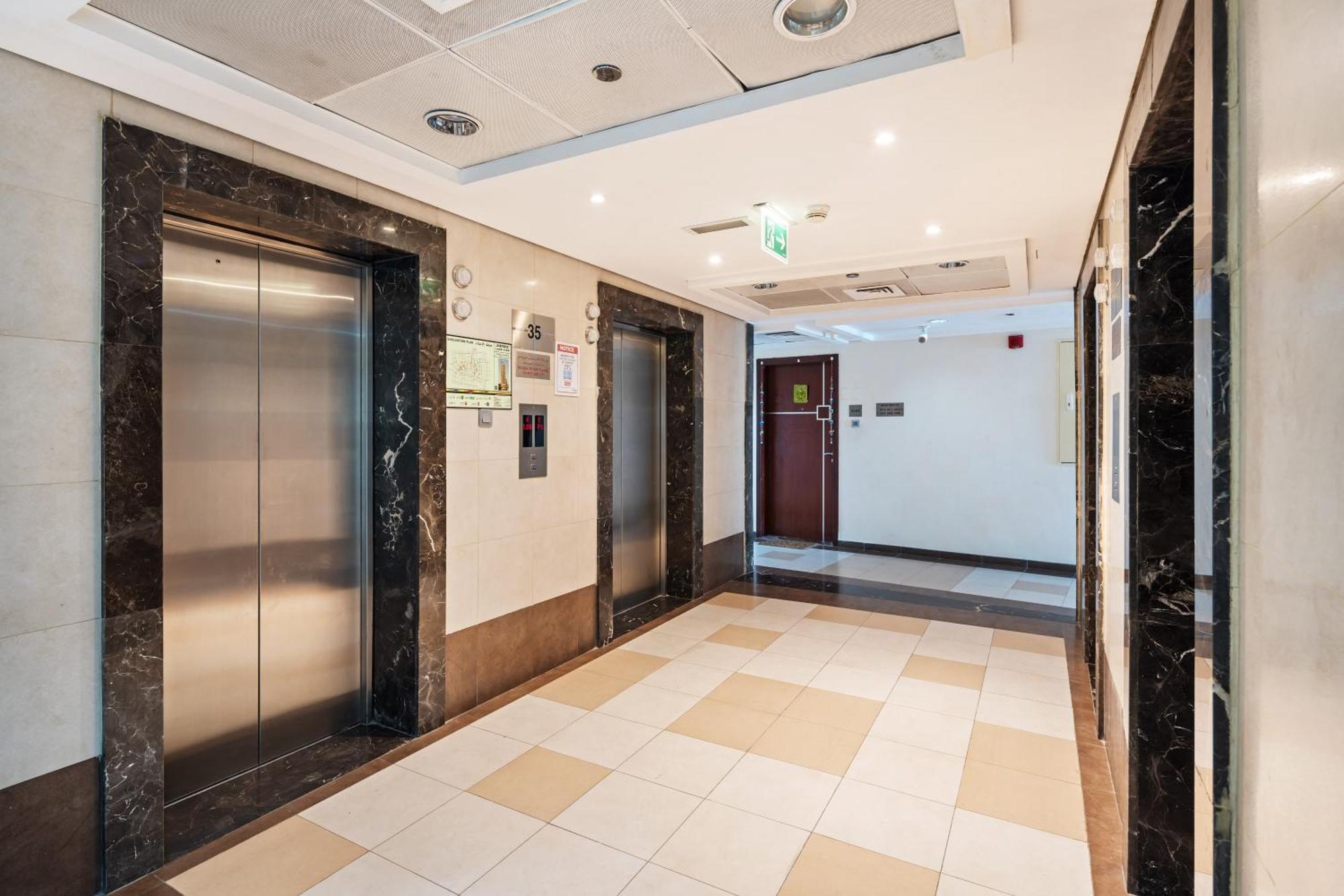 La Buena Vida: Panoramic Lake View Condo Near Dubai JLT Metro Exterior photo