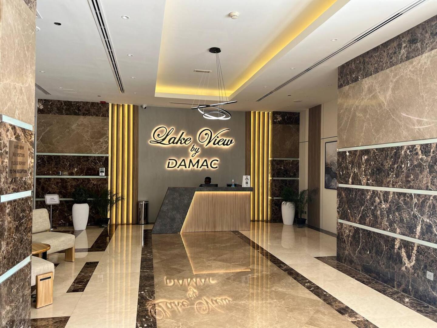 La Buena Vida: Panoramic Lake View Condo Near Dubai JLT Metro Exterior photo